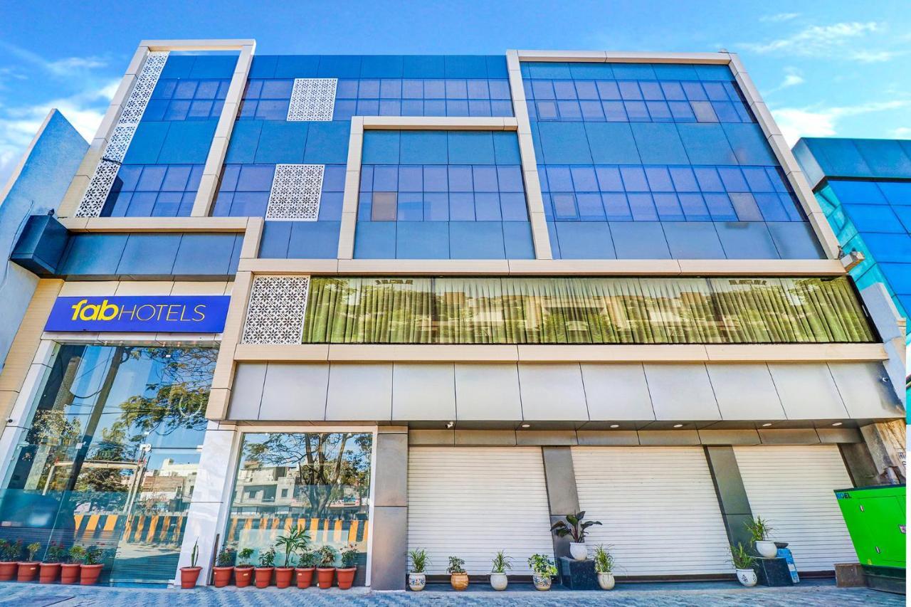 Fabhotel Pishori Inn Indore Eksteriør bilde