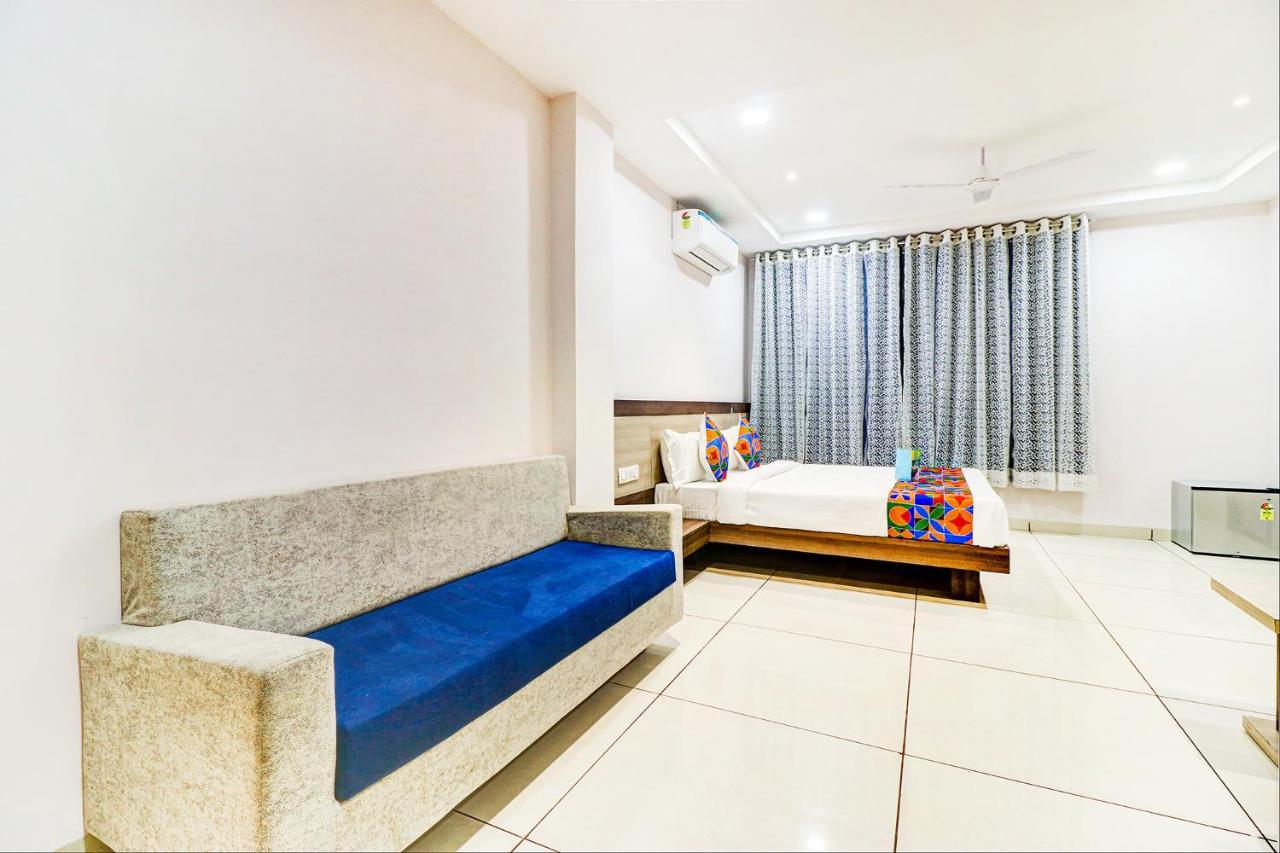 Fabhotel Pishori Inn Indore Eksteriør bilde